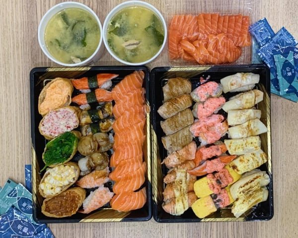 Assorted Sushi At Sushi Express (Tampines One)