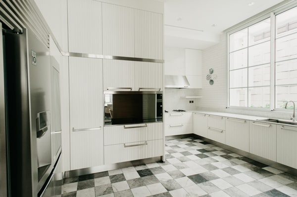 Elegant Kitchen Cabinets by Arclinea Singapore