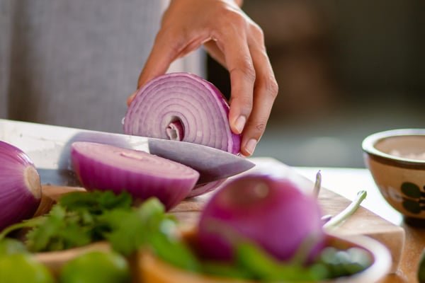 Keep onions away from potatoes during storage