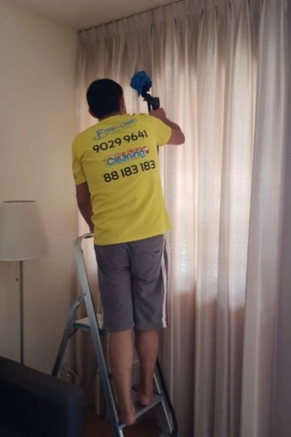 Onsite Curtain Cleaning - Credits to Curtain Cleaning
